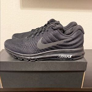 Nike ID All Black Air Max 2017 Running Shoes